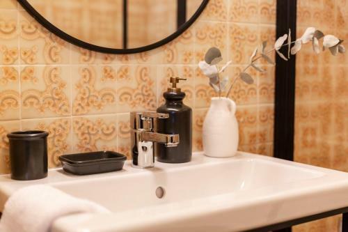 Apartamento "couleur Corail" Studio With Fireplace - City Center