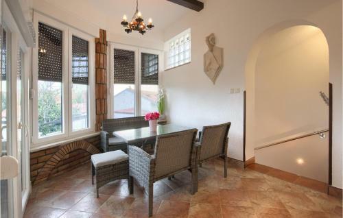 Nice Home In Jadreski With 4 Bedrooms