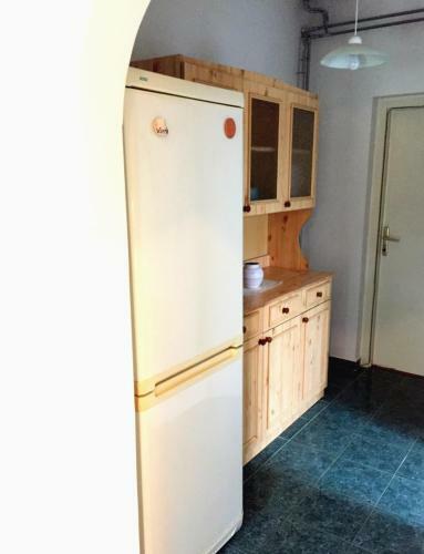 Villa Sebesty�n Apartments