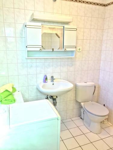 Villa Sebesty�n Apartments