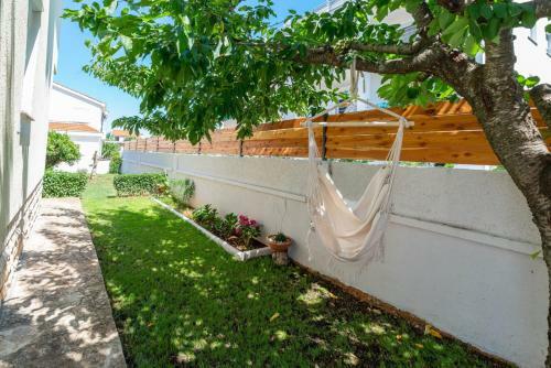 Crowonder Villa Marieta With Swimming Pool