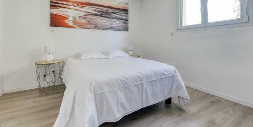 Villa Ref 026 Maison Moderne Avec Belles Prestations Piscine Et Jacuzzi � Arzon