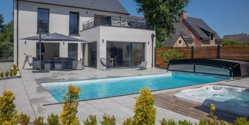 Villa Ref 026 Maison Moderne Avec Belles Prestations Piscine Et Jacuzzi � Arzon