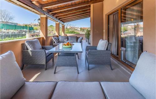 Awesome Apartment In Pula With Wifi And 5 Bedrooms