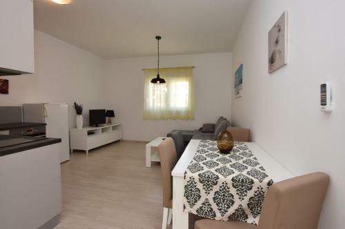 Apartment Nevenka 2119