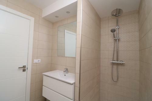 Montsia 23 - Casa Con Piscina Privada En Roses