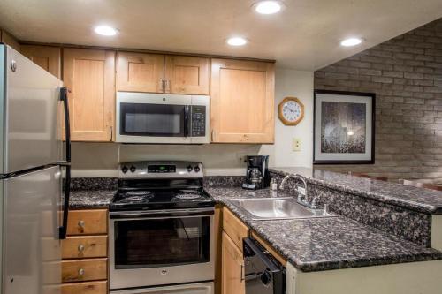 Hotel Vail Luxury Condos At Sandstone Creek