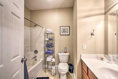 Waterfront Weiss Lake Getaway With Dock And Patio!
