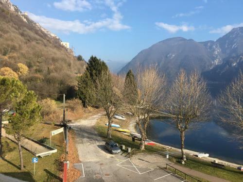 Hotel Albergo Al Lago