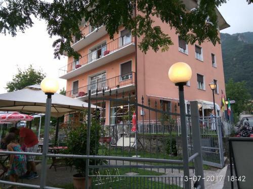 Hotel Albergo Al Lago
