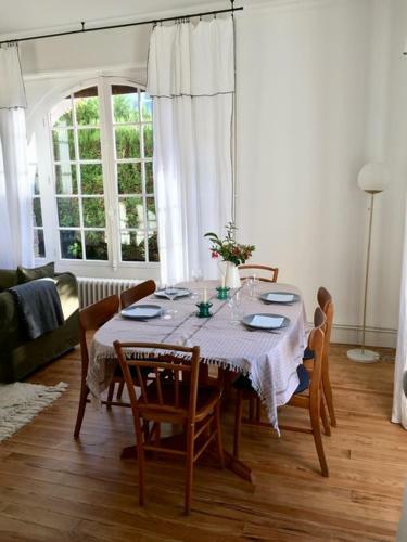 Villa Larhundoa Avec Les Cl�s De Saint Jean De Luz