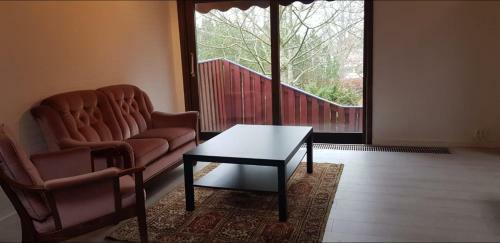 Fint Parhus