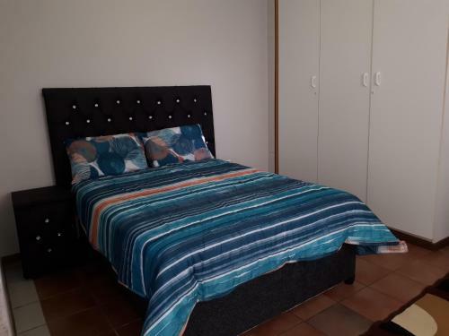 Cottage, Close To Uj, Milpark, Wits