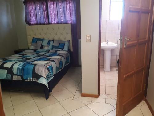 Cottage, Close To Uj, Milpark, Wits