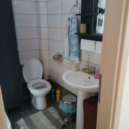 Cozy 1 Bedroom Apartment Close To The Beach!