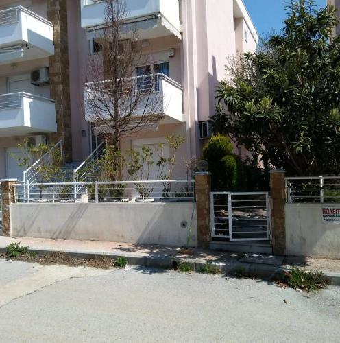 Cozy 1 Bedroom Apartment Close To The Beach!