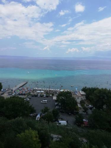 Cozy 1 Bedroom Apartment Close To The Beach!