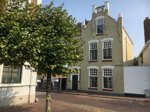 Vakantiehuis Bij Sas Aan Zee