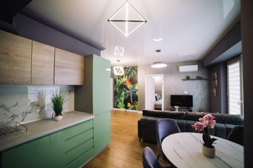 Signature Promenada Hotel Apartments