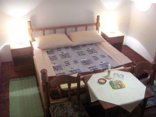 Hostal Apartments Nova Lika