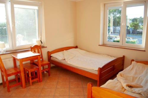 Lodge Jantar Pokoje I Domki U Reni