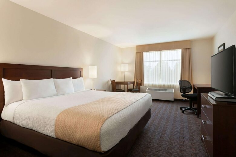 Hotel Days Inn Ottawa Airport