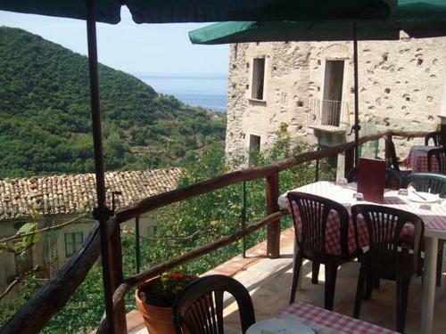 Bed & Breakfast A Taverna Intru U Vicu