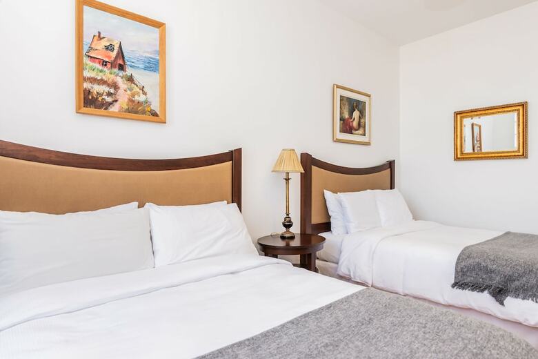 Hotel Manoir Des Remparts