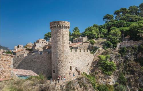 Two-bedroom Apartment In Tossa De Mar