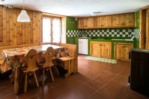Tipica Casa Di Montagna In Loc. Melignon ? Rhemes
