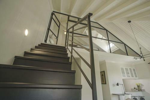 Apartamento The Glass Loft At Ei8ht 2 Minutes To Devon House