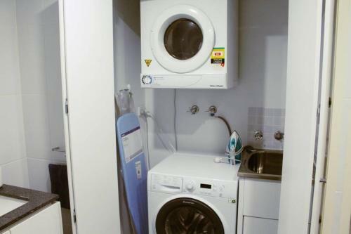 Apartamento Executively Styled 2 Bed, 2 Bath, Perfect Location