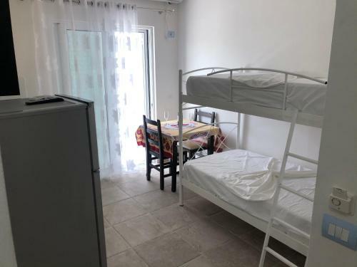 Hostal Elton Tafa Guesthouse