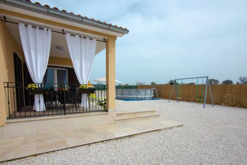 Villa House Paola