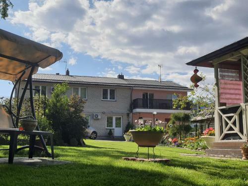Hostal Janina Guest House
