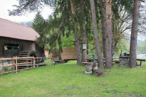 Kamp Na Otoku - Ljubno Ob Savinji