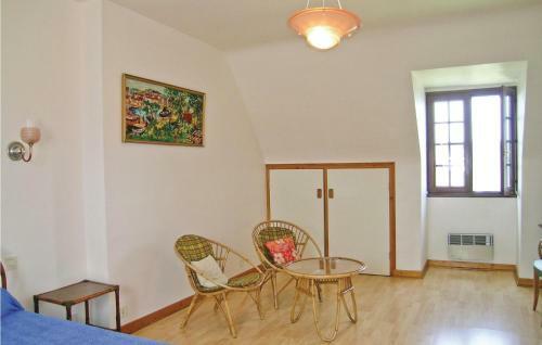 Holiday Home Rue De Kera�l