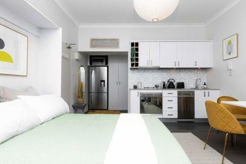 Apartamento Bright Beachfront Studio With Terrace & Aircon