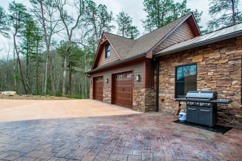 Hickory Homestead - Hottub, Wcaccessible