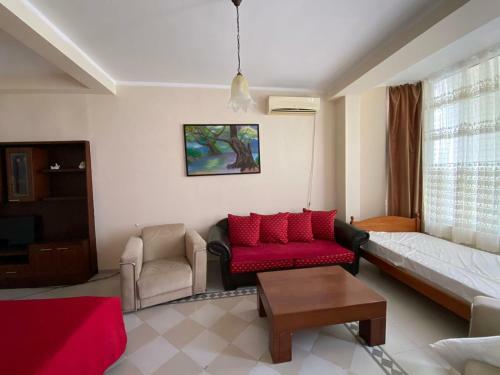 Kacaj?s House