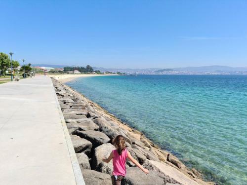 Cozy Apartment 30m From Rodeira Beach, Garage And Wifi