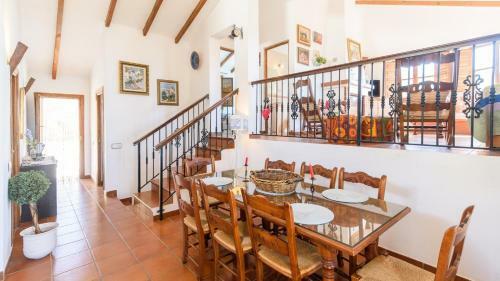 Cortijo Montes C�mpeta By Ruralidays