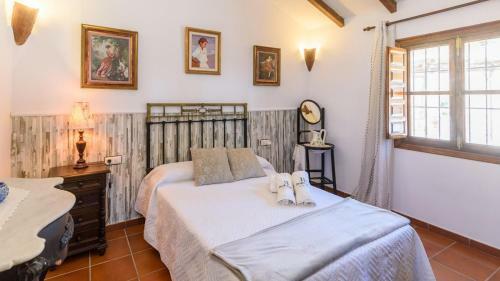 Cortijo Montes C�mpeta By Ruralidays