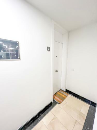 A Brand New Apartment 60m From The Ocean :)