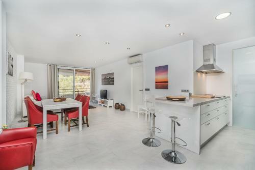 Apartment Just 80 Meters From The Beach
