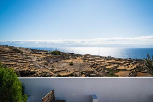 Apartamento Charming House, Wifi, Pool With Direct Ocean View, Tenerife