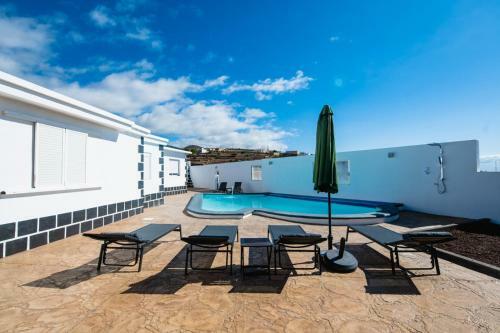 Apartamento Charming House, Wifi, Pool With Direct Ocean View, Tenerife