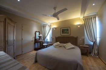 Hotel Domaine De Larchey