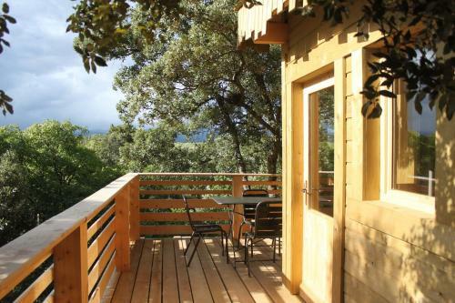Hotel Les Cabanes Dans Les Bois
