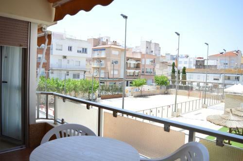 Apartamento �a 2 Minutos De La Playa En L'ampolla!